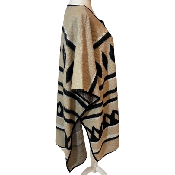 LUCKY BRAND Wool Aztec Tan & Black Ponco, NWT, O/S - Picture 2 of 11